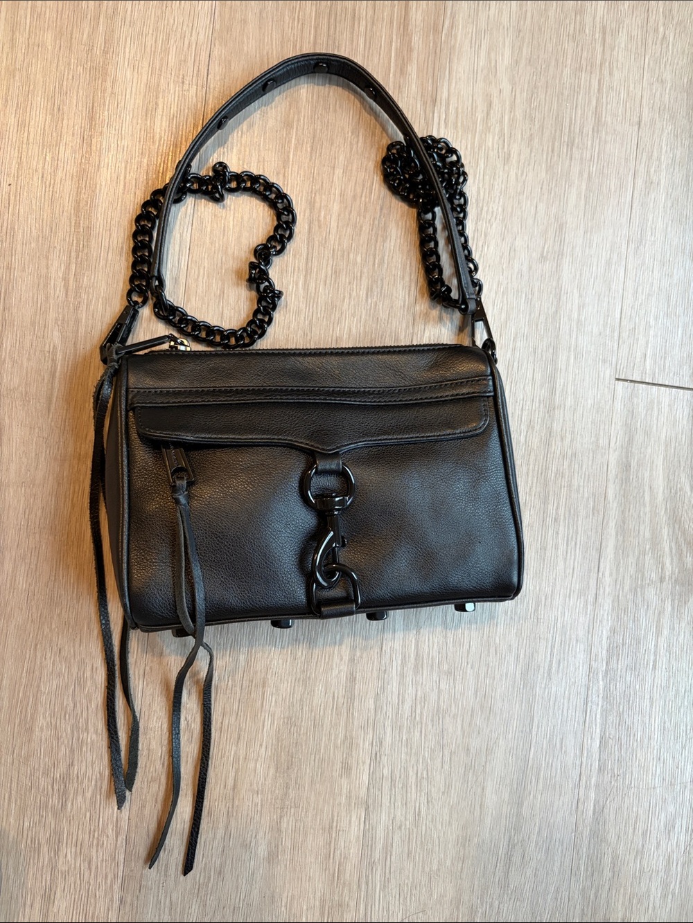 Rebecca Minkoff Black Leather Shoulder Bag with Chain Strap MAC